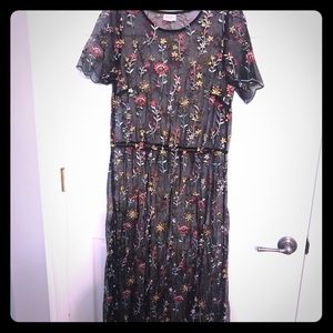 Lularoe Floral Embroidered Deanne Dress